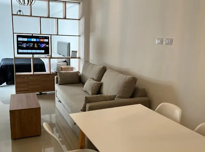 Studio Apart Odası